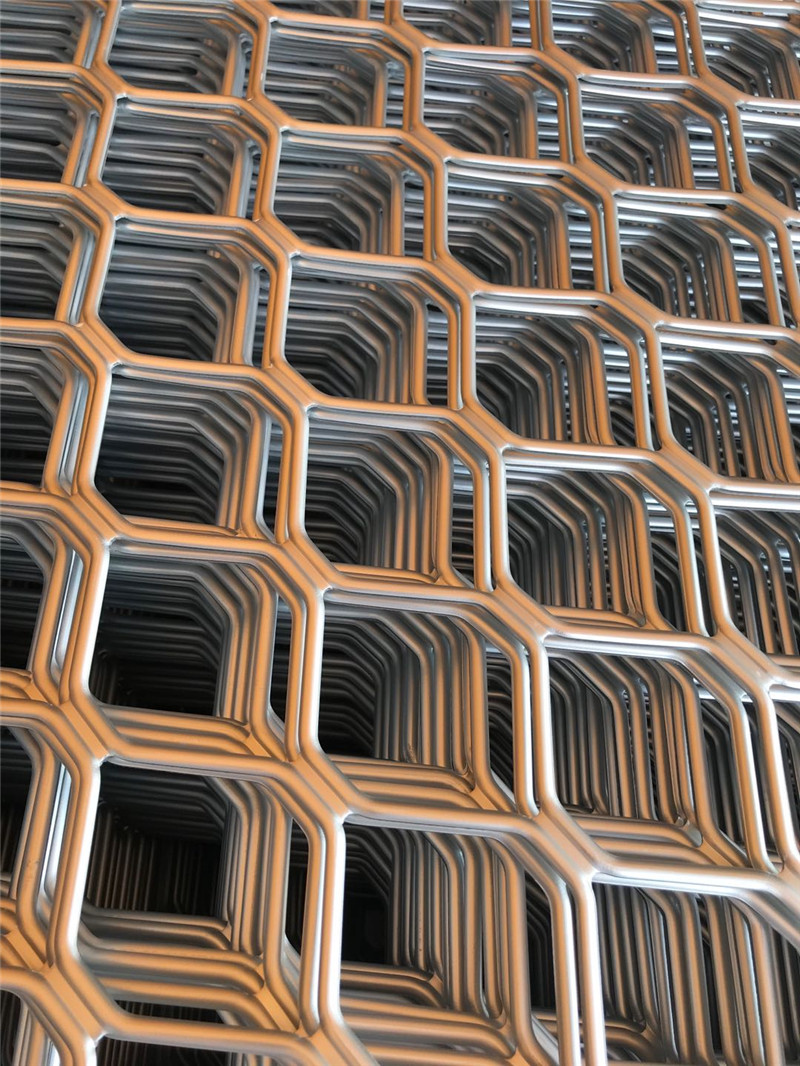 Architectural metal mesh